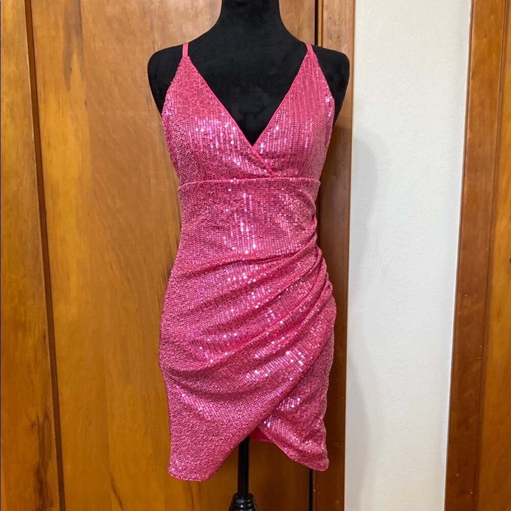 Forever 21 NWT Pink Sequin Wrap Mini Dress Sparkly Adjustable Straps Zip Back L